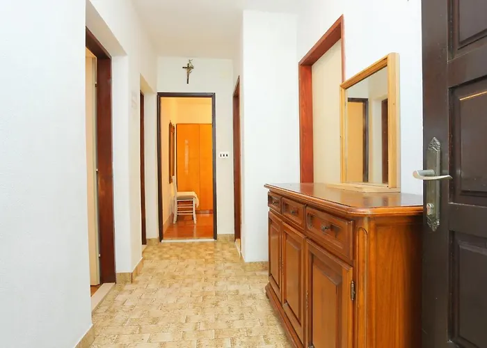Okrug Gornji 1069a شقة *